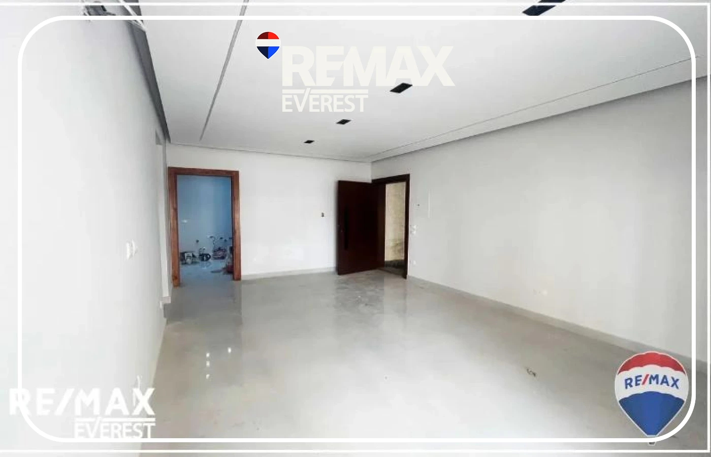 Ground Apartment in Mountain View iCity-Lowest price