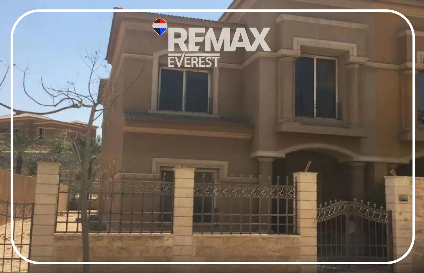 Twinhouse for Sale in Royal Meadows 340 sqm
