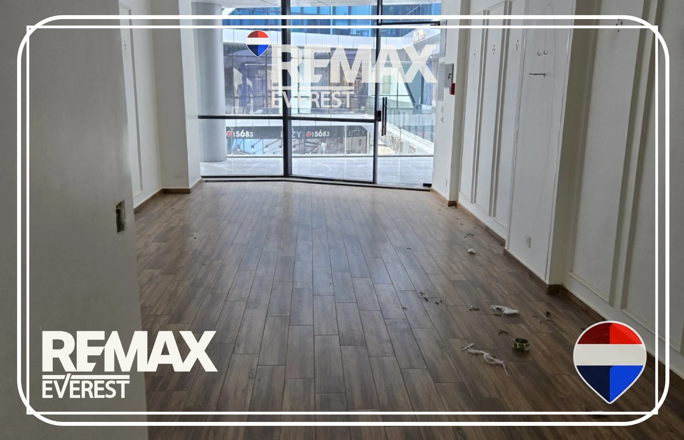 Office / Clinic for Sale in Ritzy Mall 64 sqm