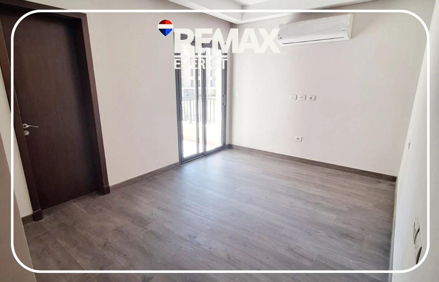 Apartment for Rent in ZED West – Prime Open View
