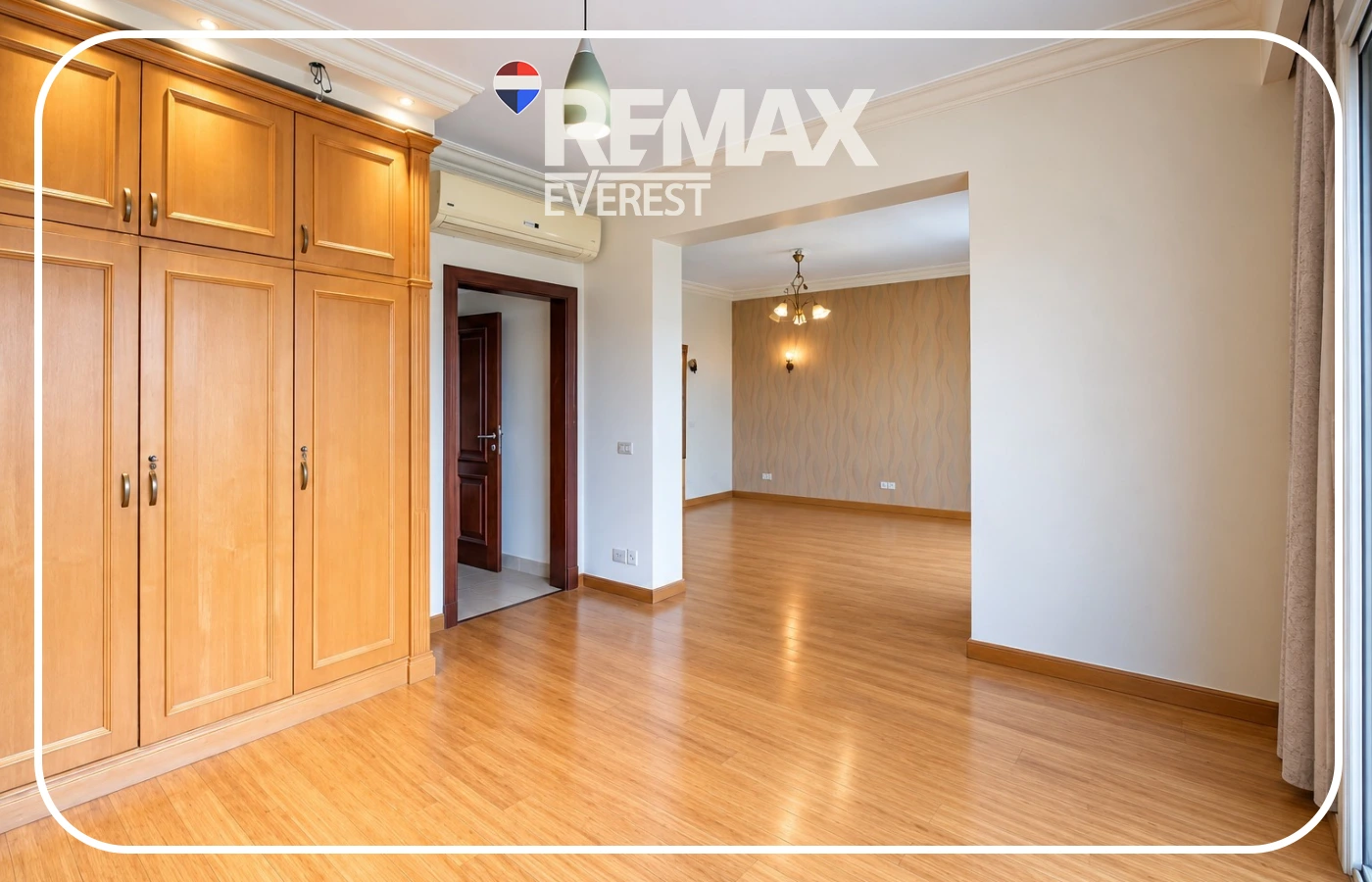 Twin House for Sale in Jeera Compound – Fully Finished with Kitchen & ACs