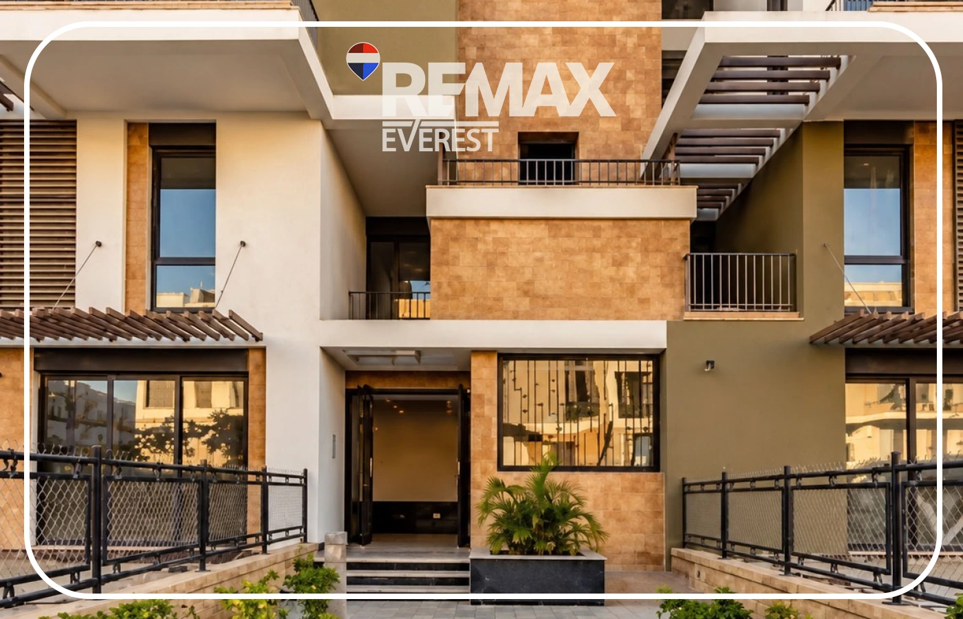 Ground Duplex for Rent in Westown – Fully Furnished Modern Style