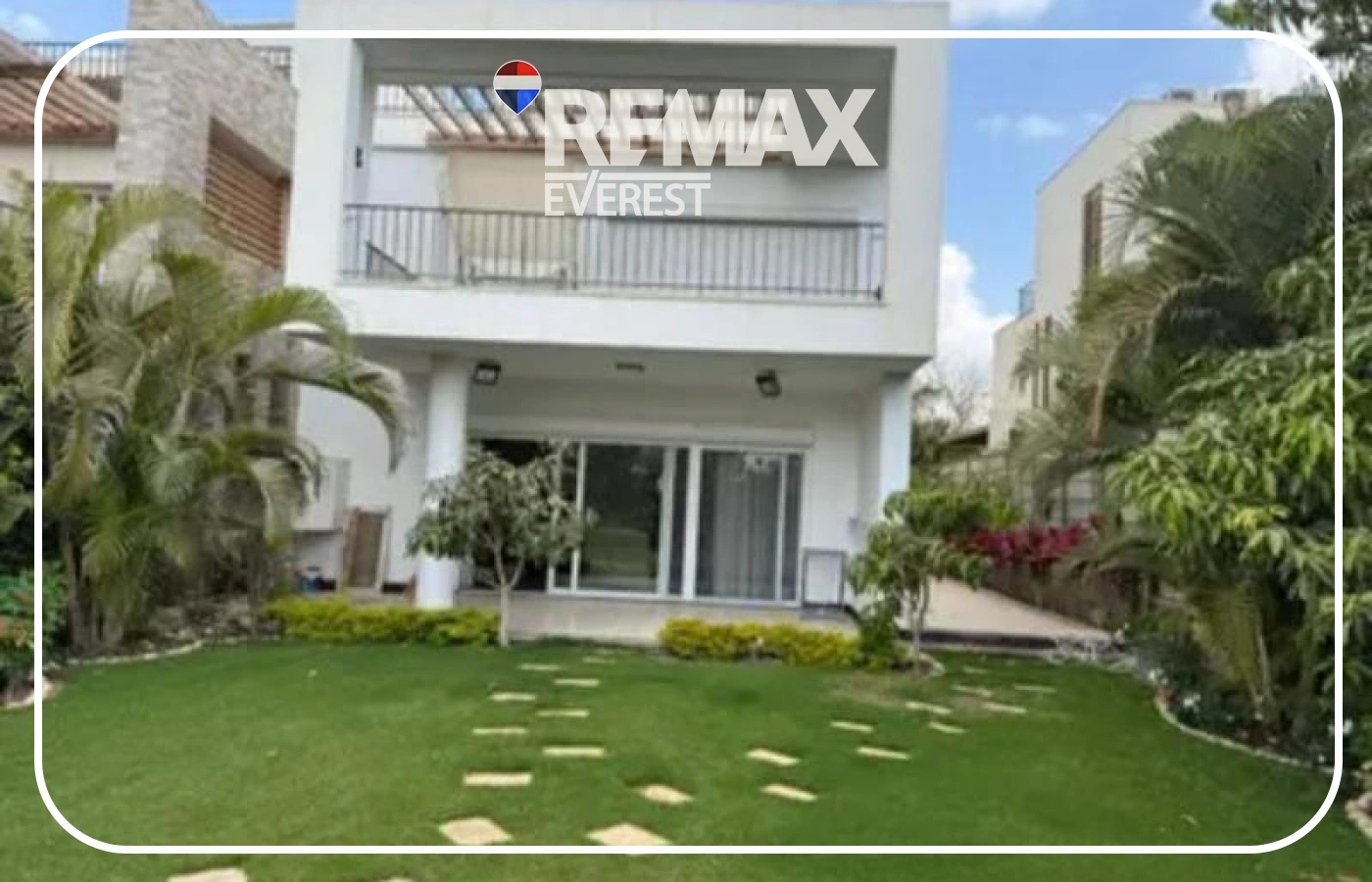 Townhouse for Rent in Westown 380 sqm