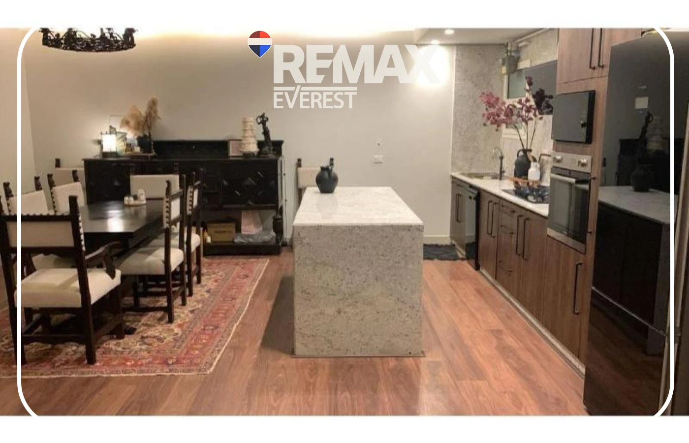 Apartment for Rent in October plaza 200 sqm