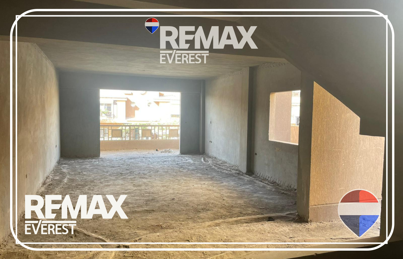 Twinhouse for Sale in Pyramids Walk 365 sqm