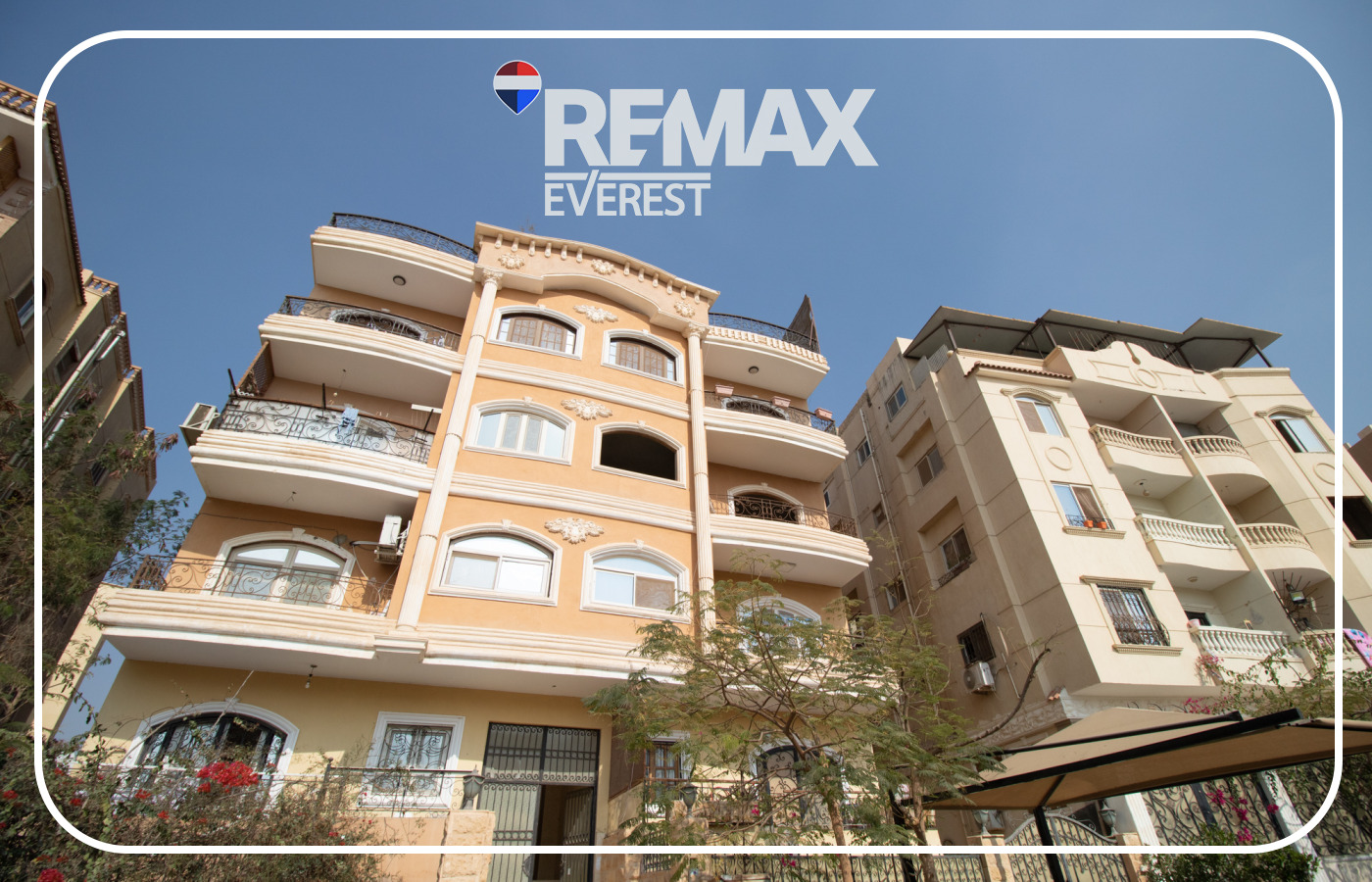 Apartment for Sale in 16th District - Zayed 175 sqm