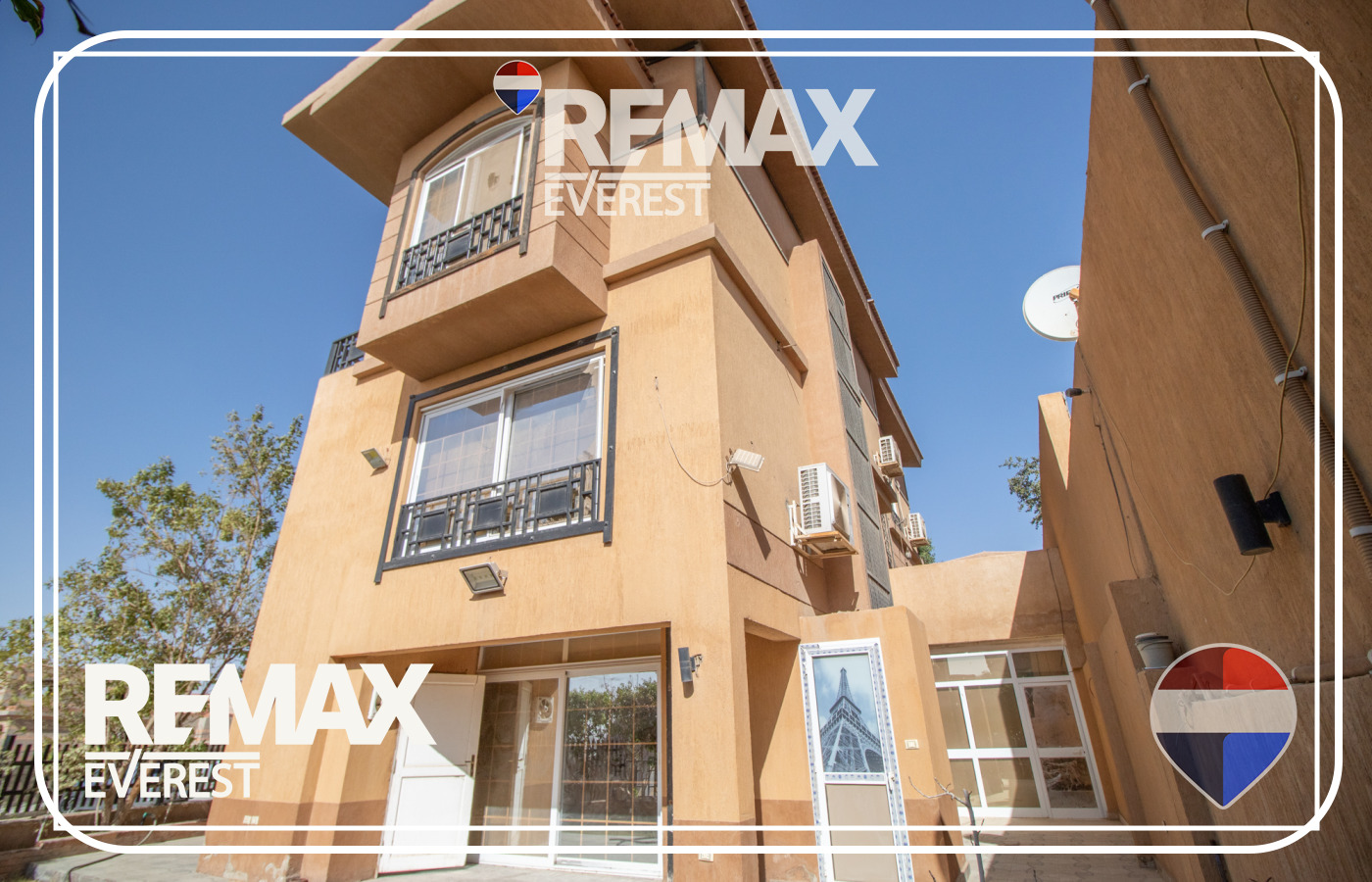 Villa for Sale in Pyramids Walk 410 sqm