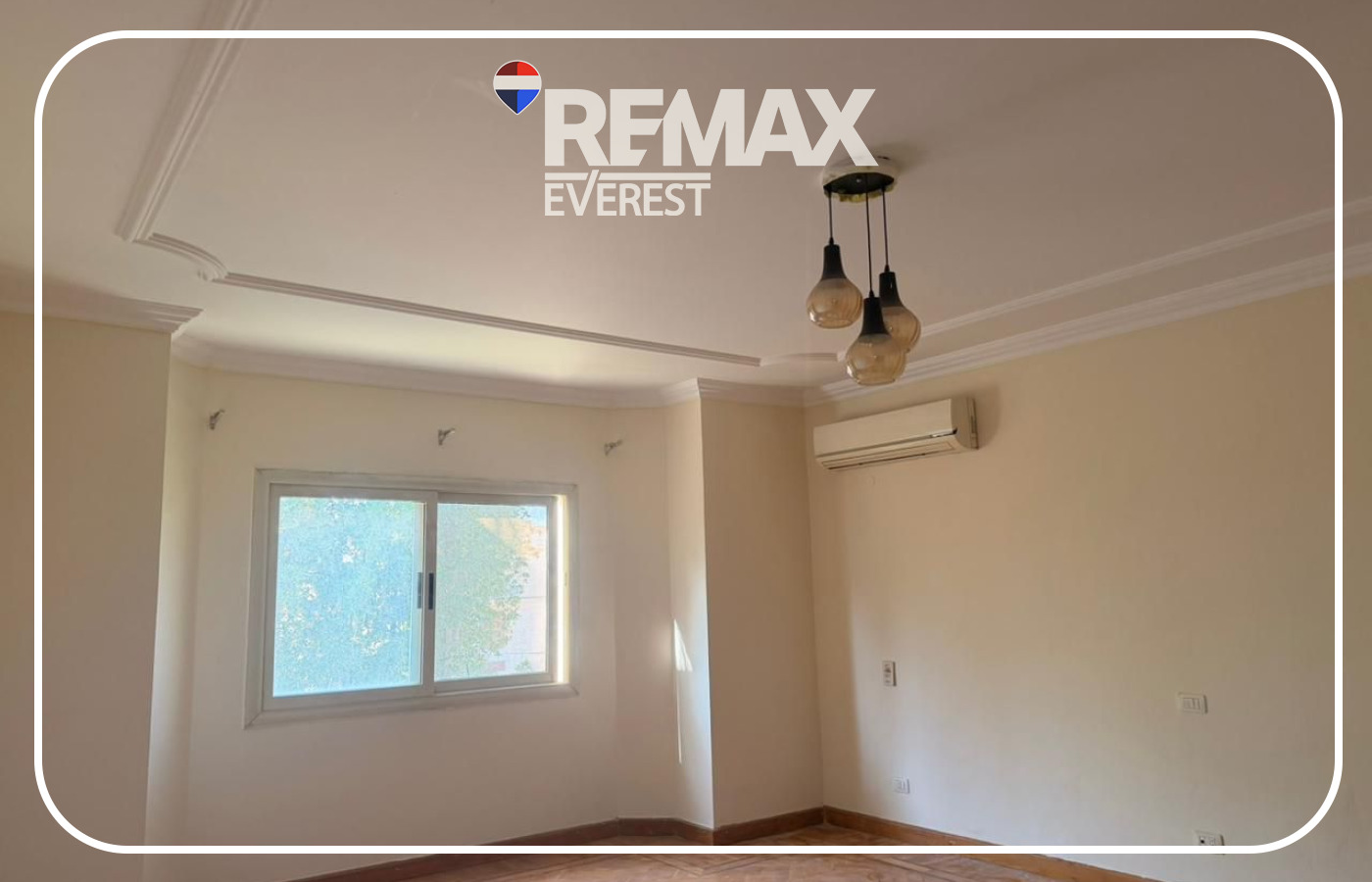 Twinhouse for Rent in dara gardens 340 sqm