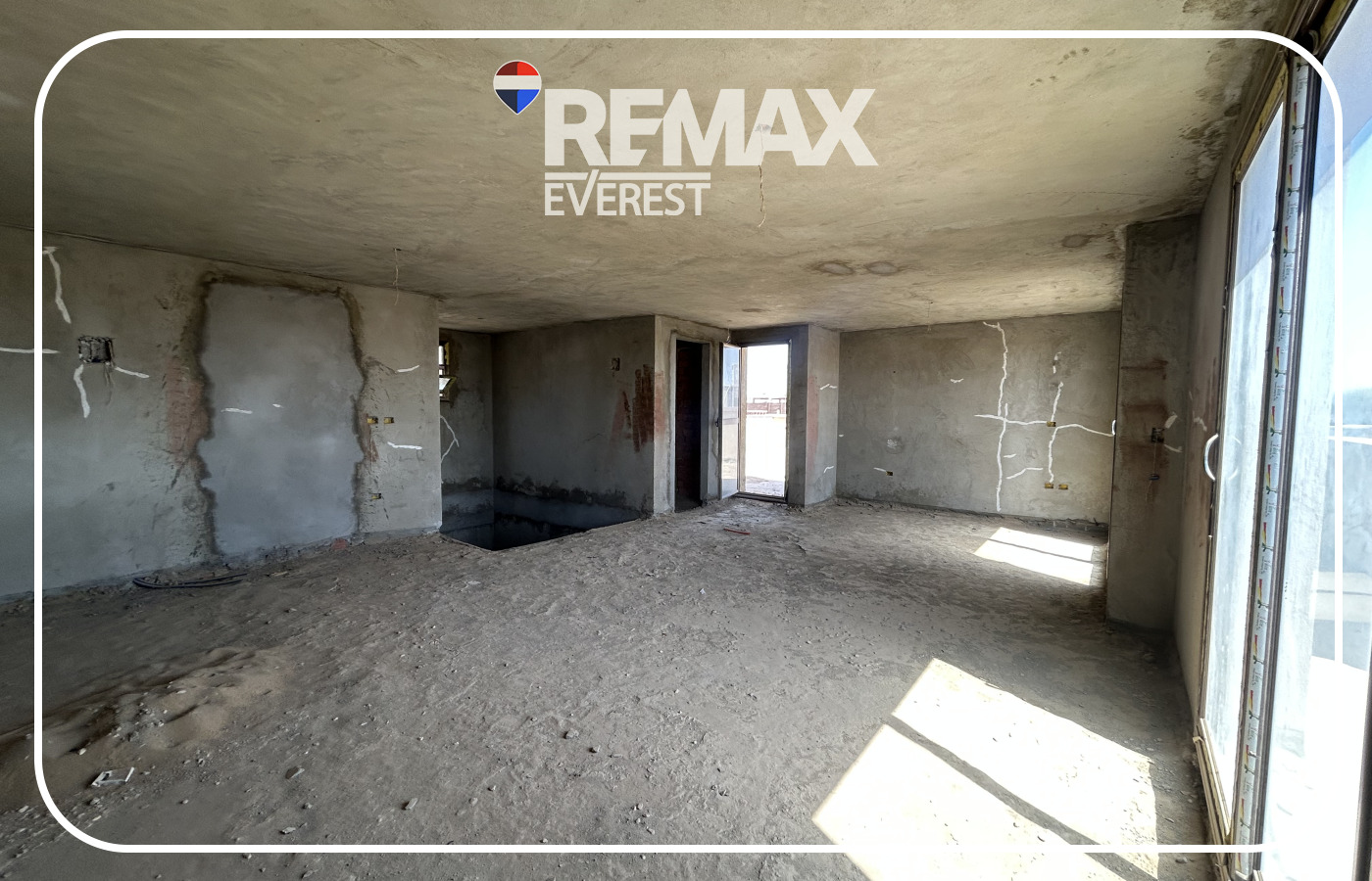 Duplex for Sale in Green 5 279 sqm