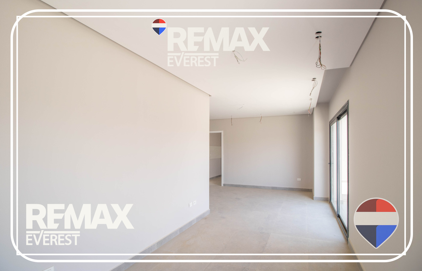 Penthouse for Sale in Village West 213 sqm