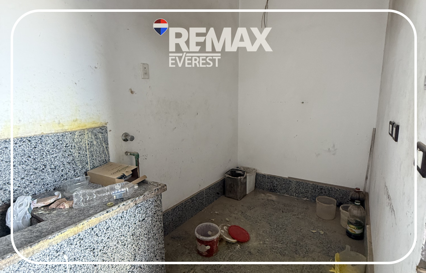 Shop for Rent in Silver Gate 70 sqm