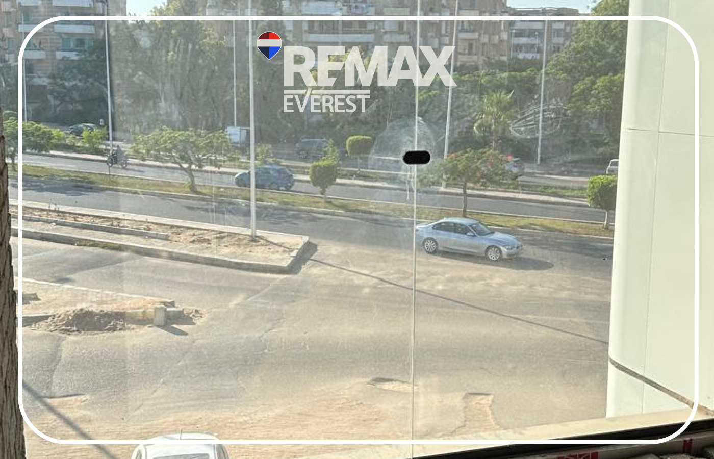 Shop for Rent in Silver Gate 93 sqm