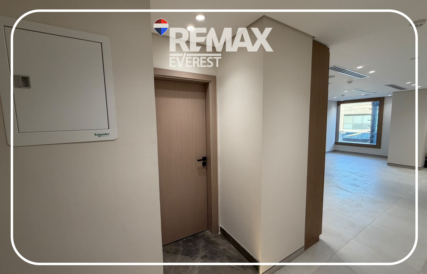 Office / Clinic for Rent in Sky Walk 63 sqm