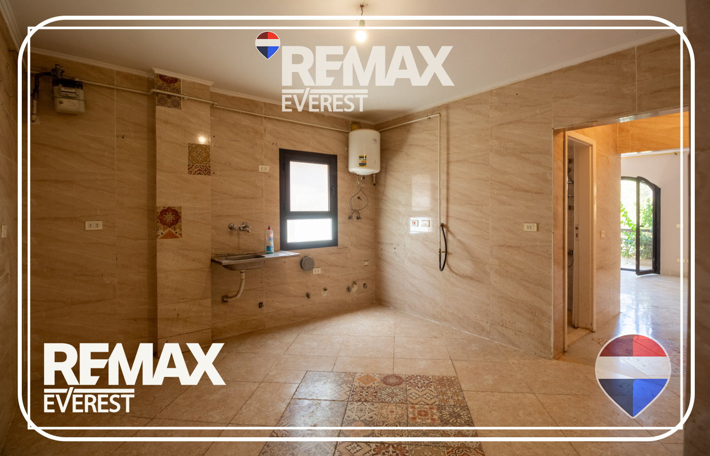 Apartment for Rent in West Somid 320 sqm