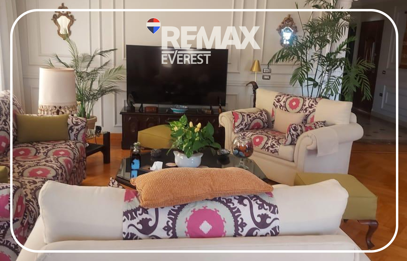 Apartment for Sale in 4th Touristic - October 300 sqm