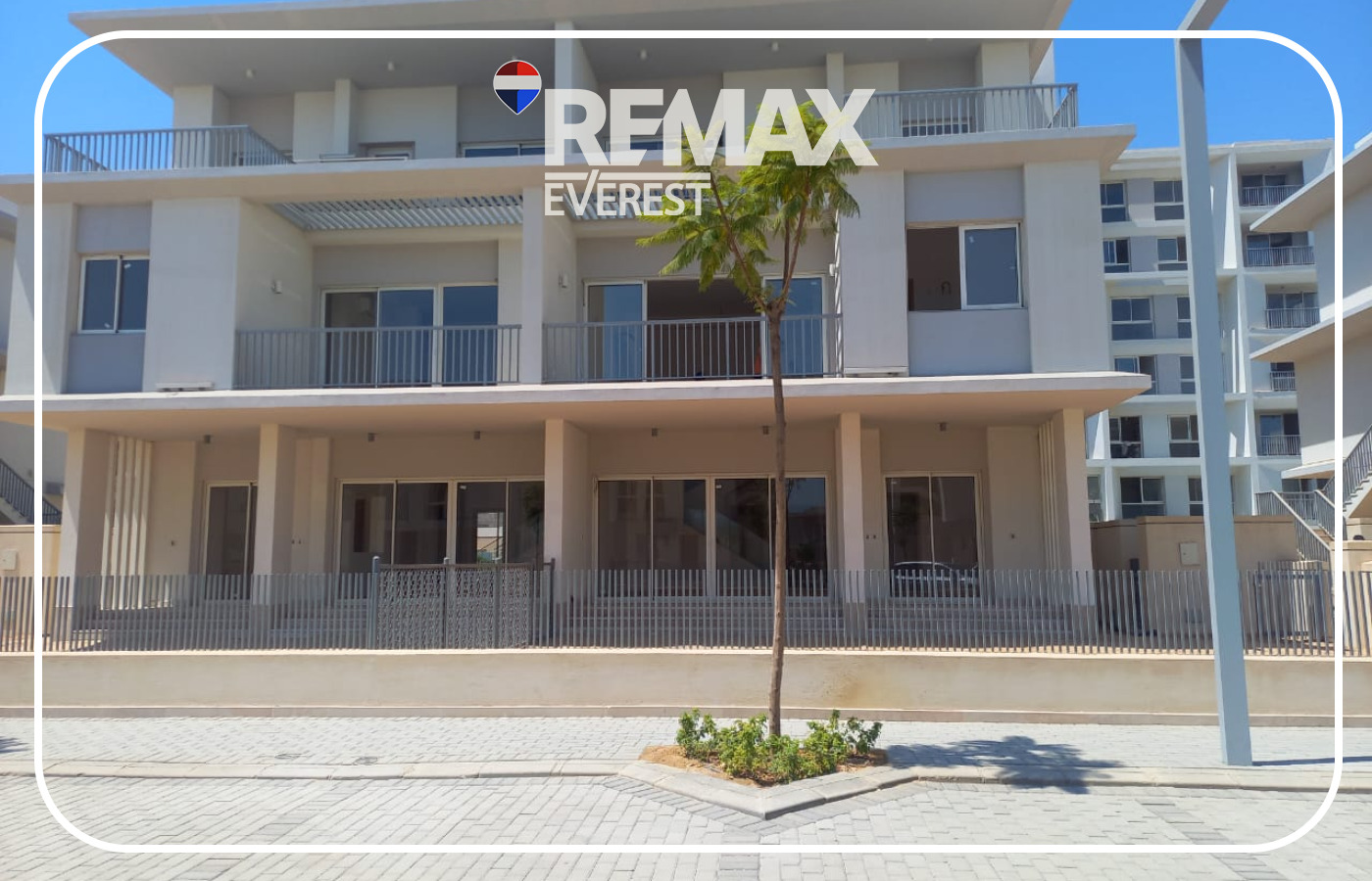 Villa for Sale in Cairo Gate 170 sqm