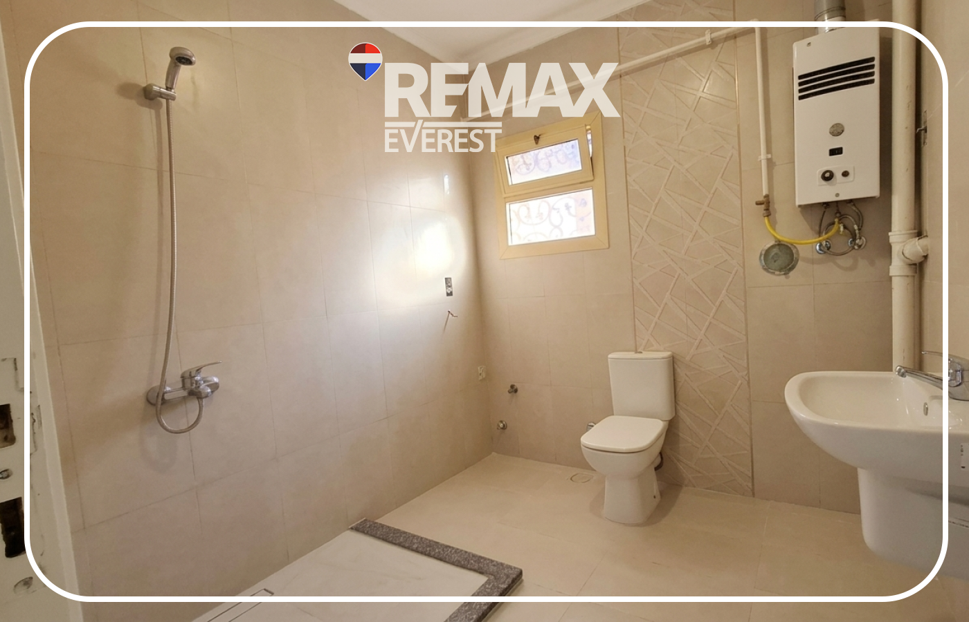Apartment for Rent in El Motmayez 290 sqm