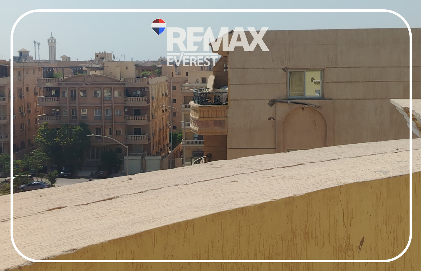 Roof Apartment for Sale in 6th Touristic - October 275 sqm