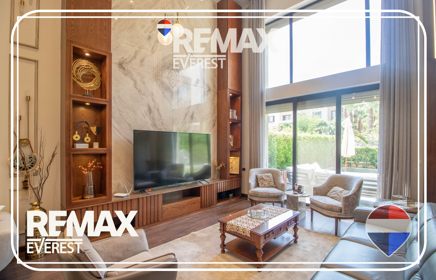 Loft for Sale in Westown 275 sqm