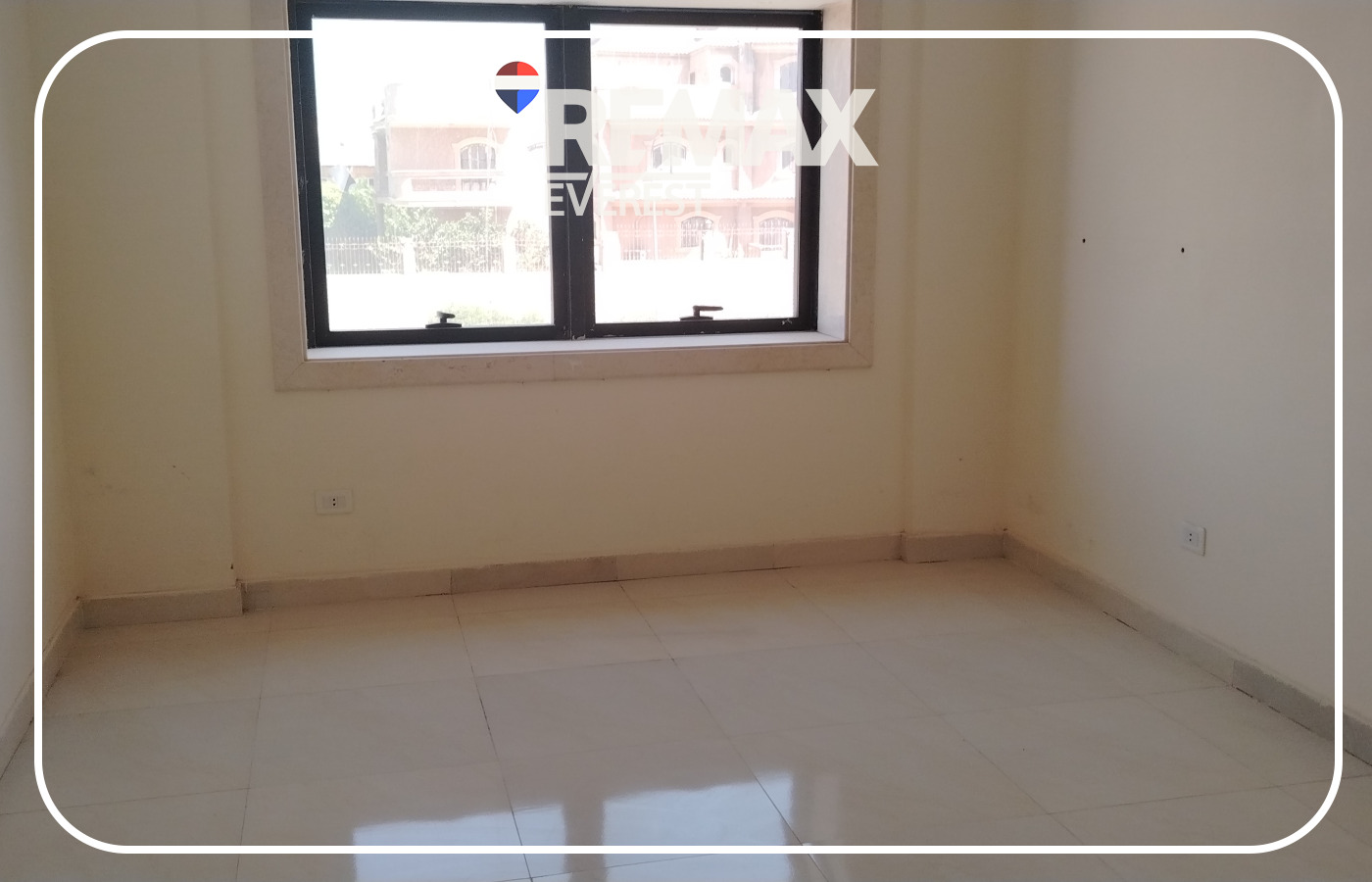 Office / Shop for Rent in Palladium Mall 65 sqm