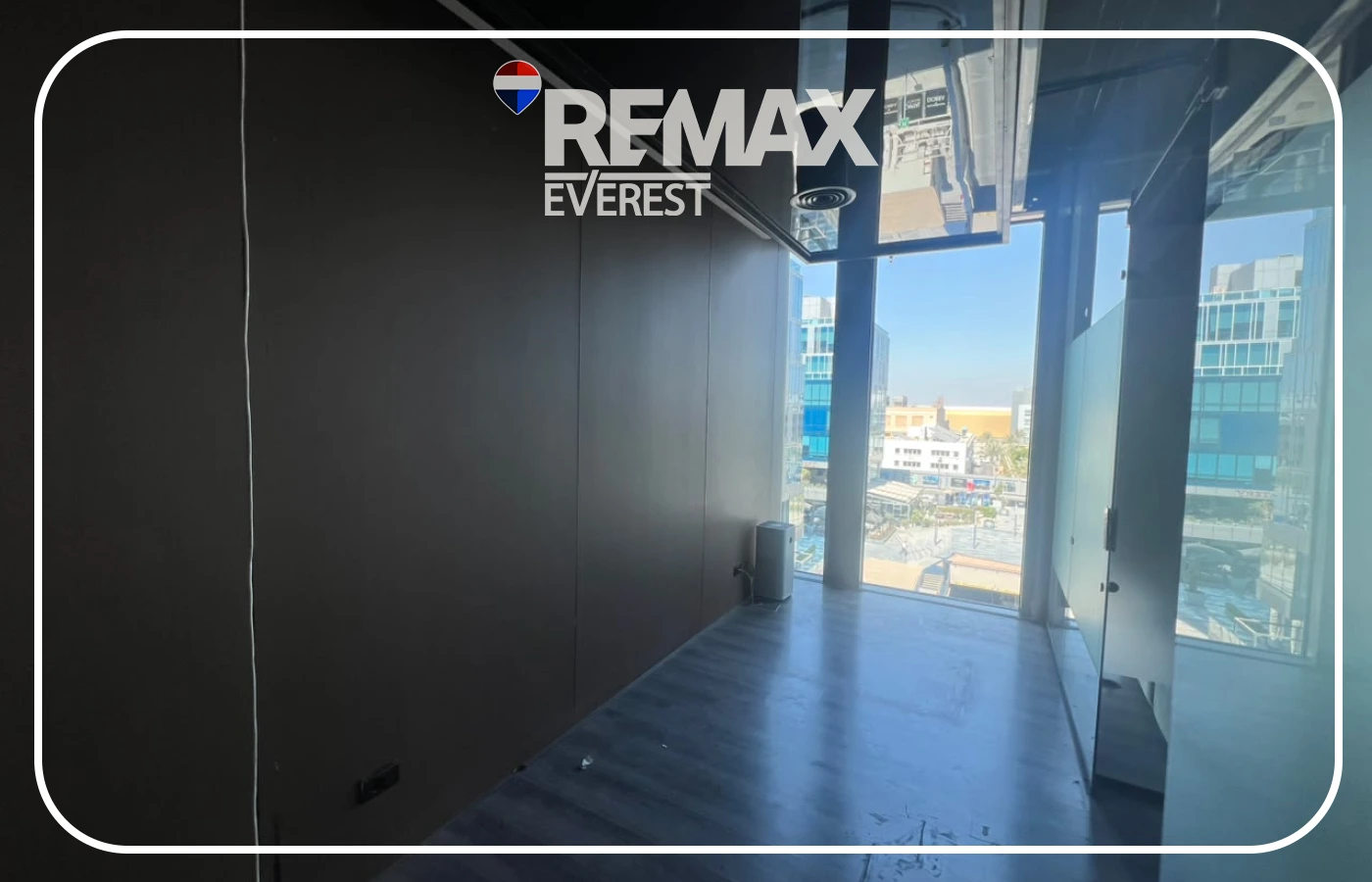 Office space with open view in Park St