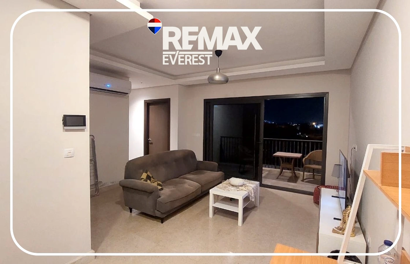 Prime Location Apartment for Rent in ZED West