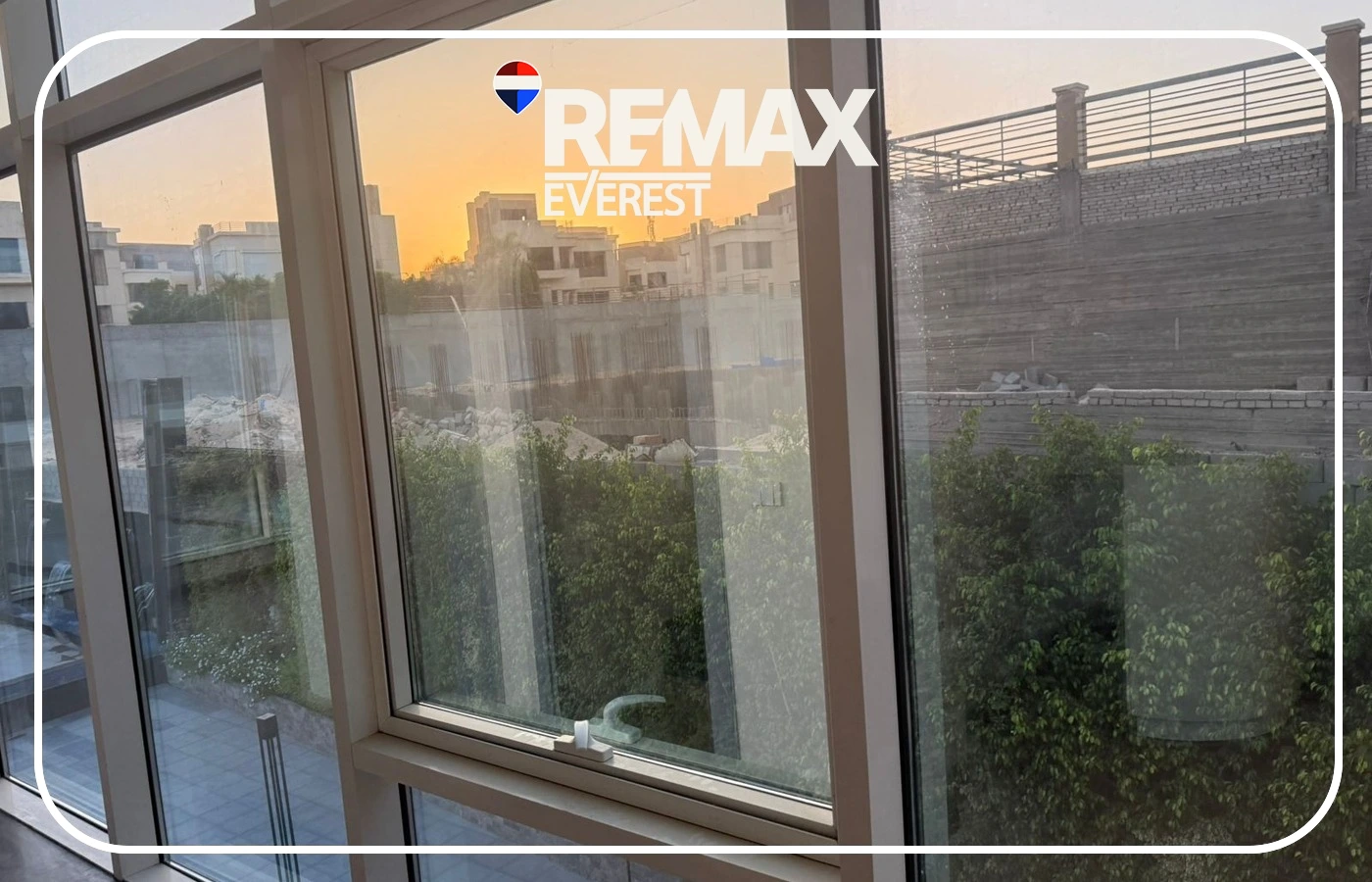 Fully Finished Office or Clinic for Rent in Trivium Mall – Sheikh Zayed