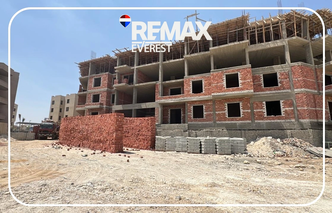 Apartment for Sale in The Axis – 138 sqm