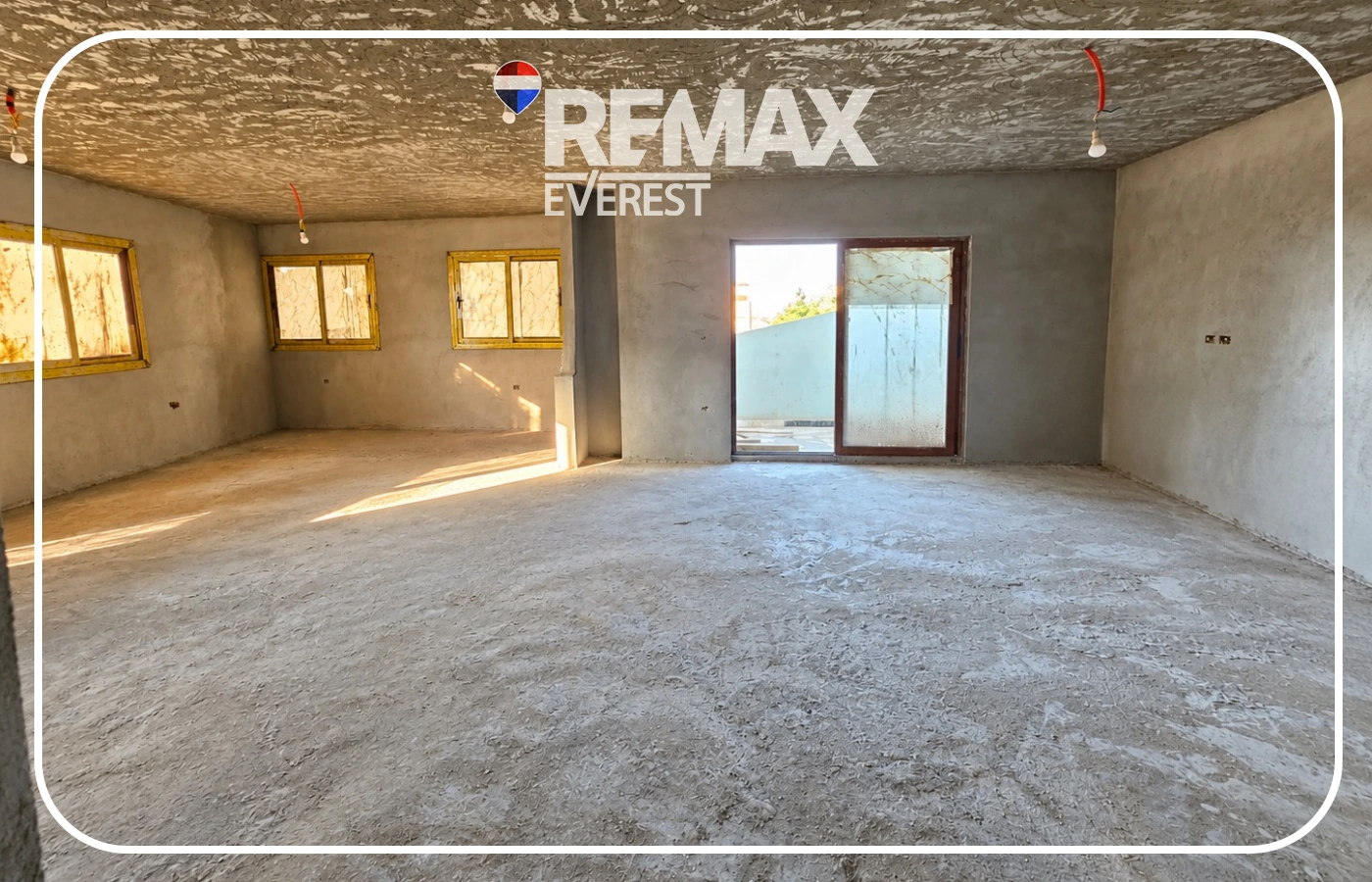 Semi-finished apartment in 9th District-Zayed