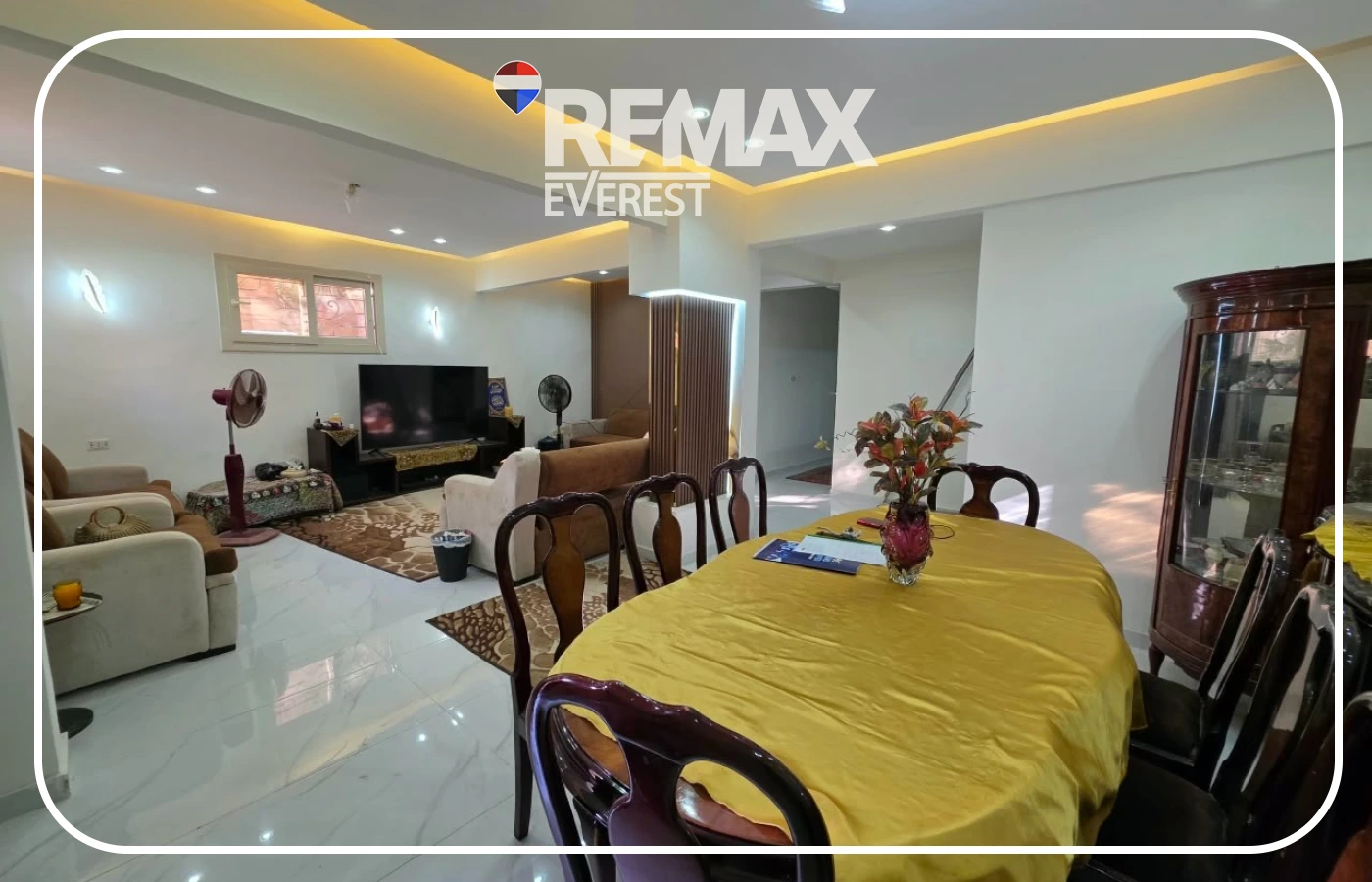 Ground apartment with garden in 9th District-Zayed