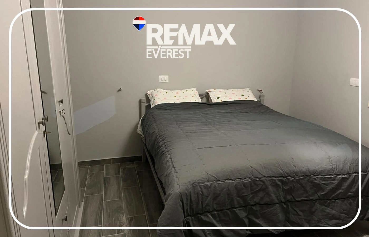 Fully Furnished First-Use Apartment for Rent in Cairo University Compound