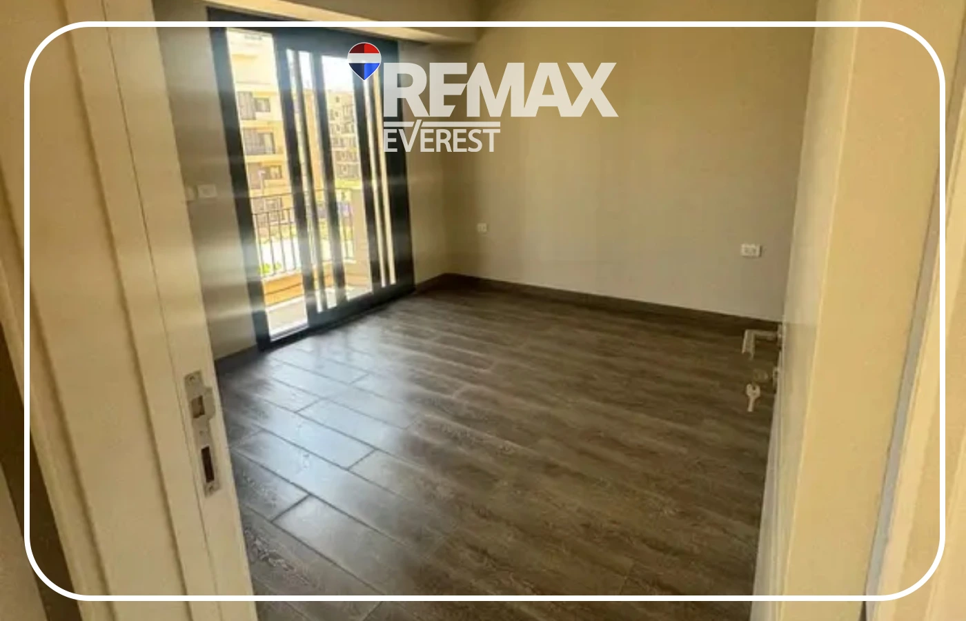 Semi-furnished Apartment 152m in O-West-Open view