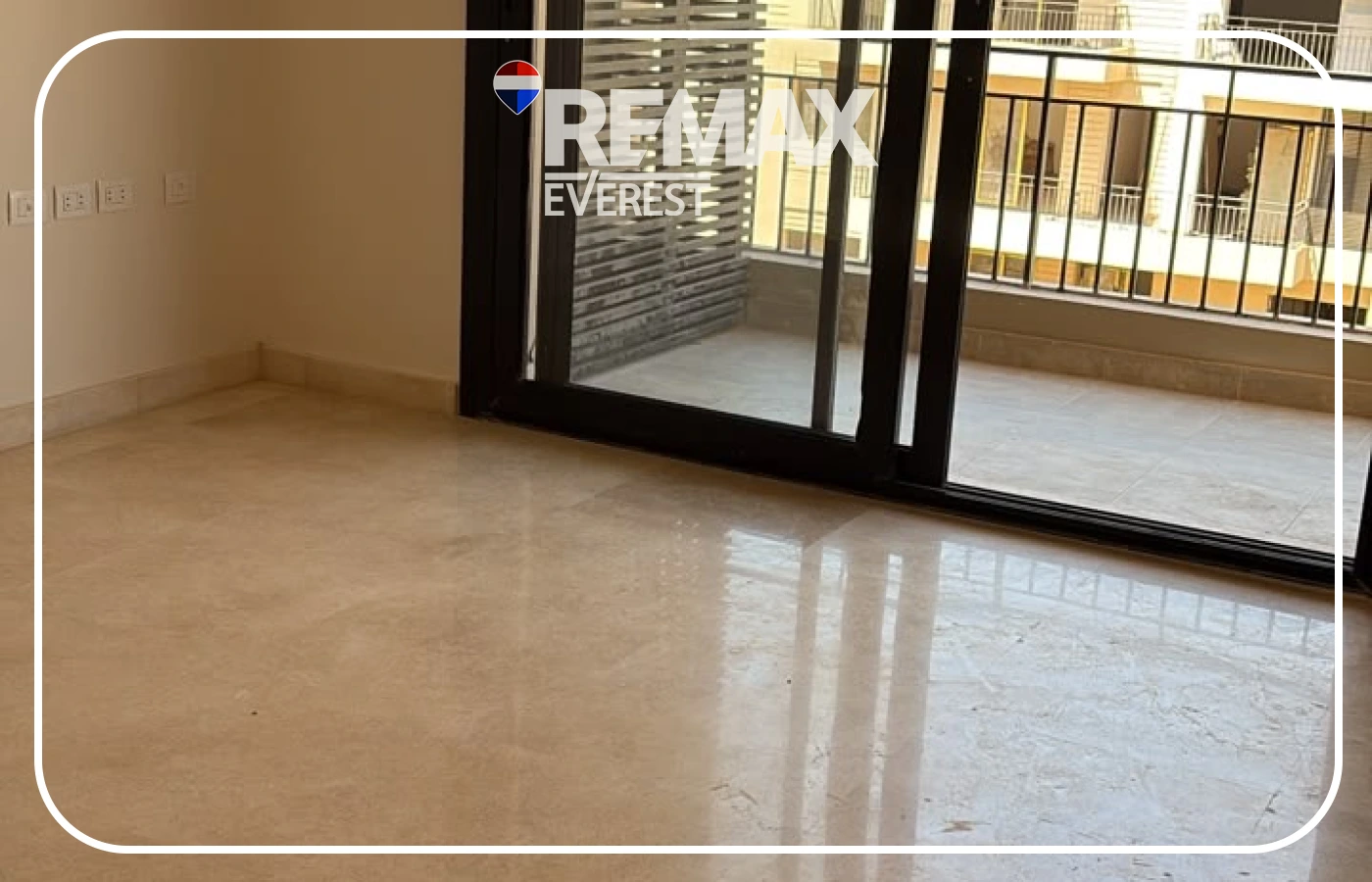 Semi-furnished Apartment 152m in O-West-Open view