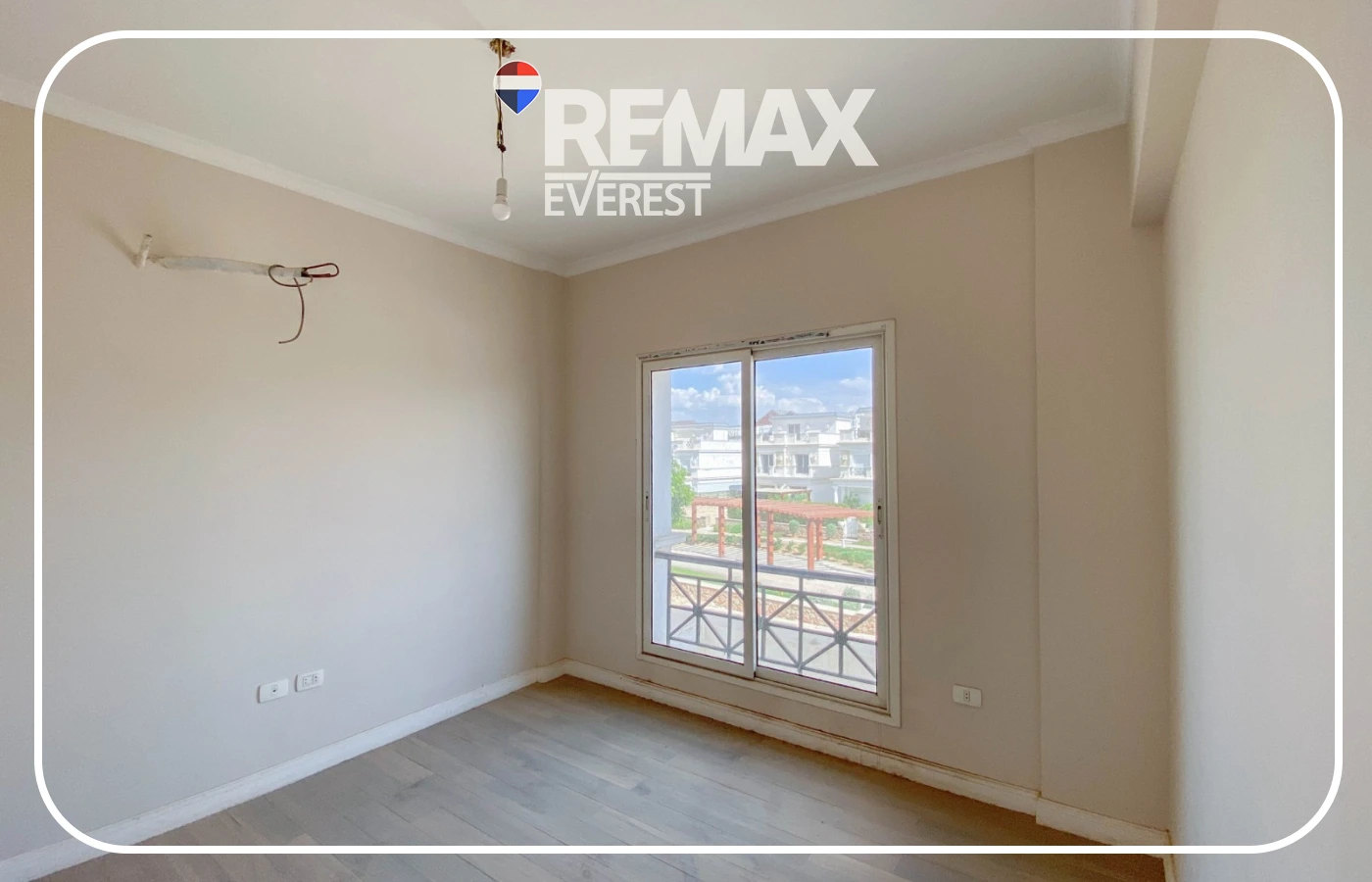 Luxury Standalone For rent in mountain view 4