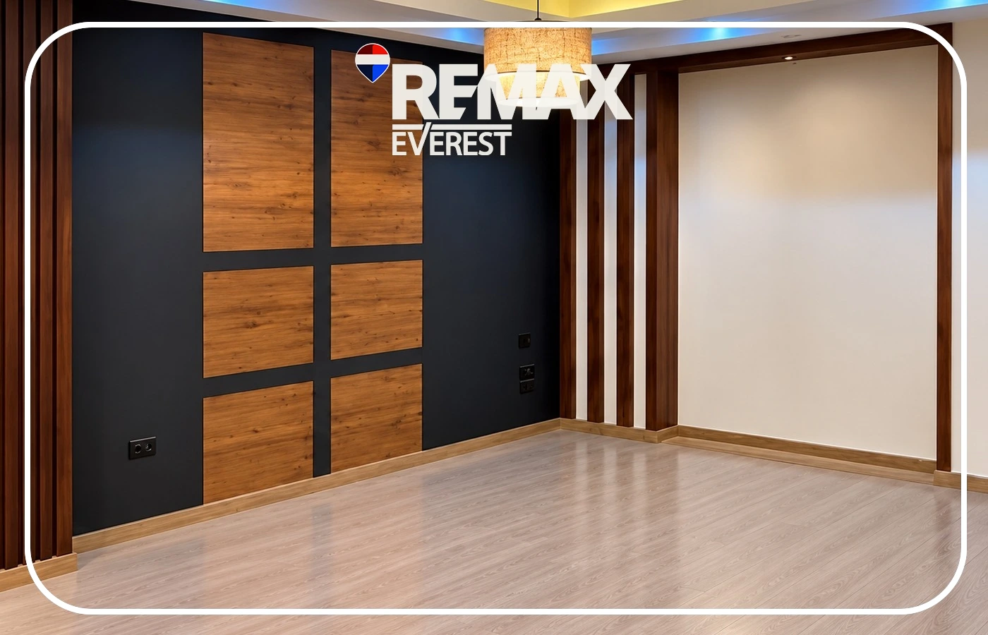 Ground-Floor Office for Rent in Sheikh Zayed – 7th District